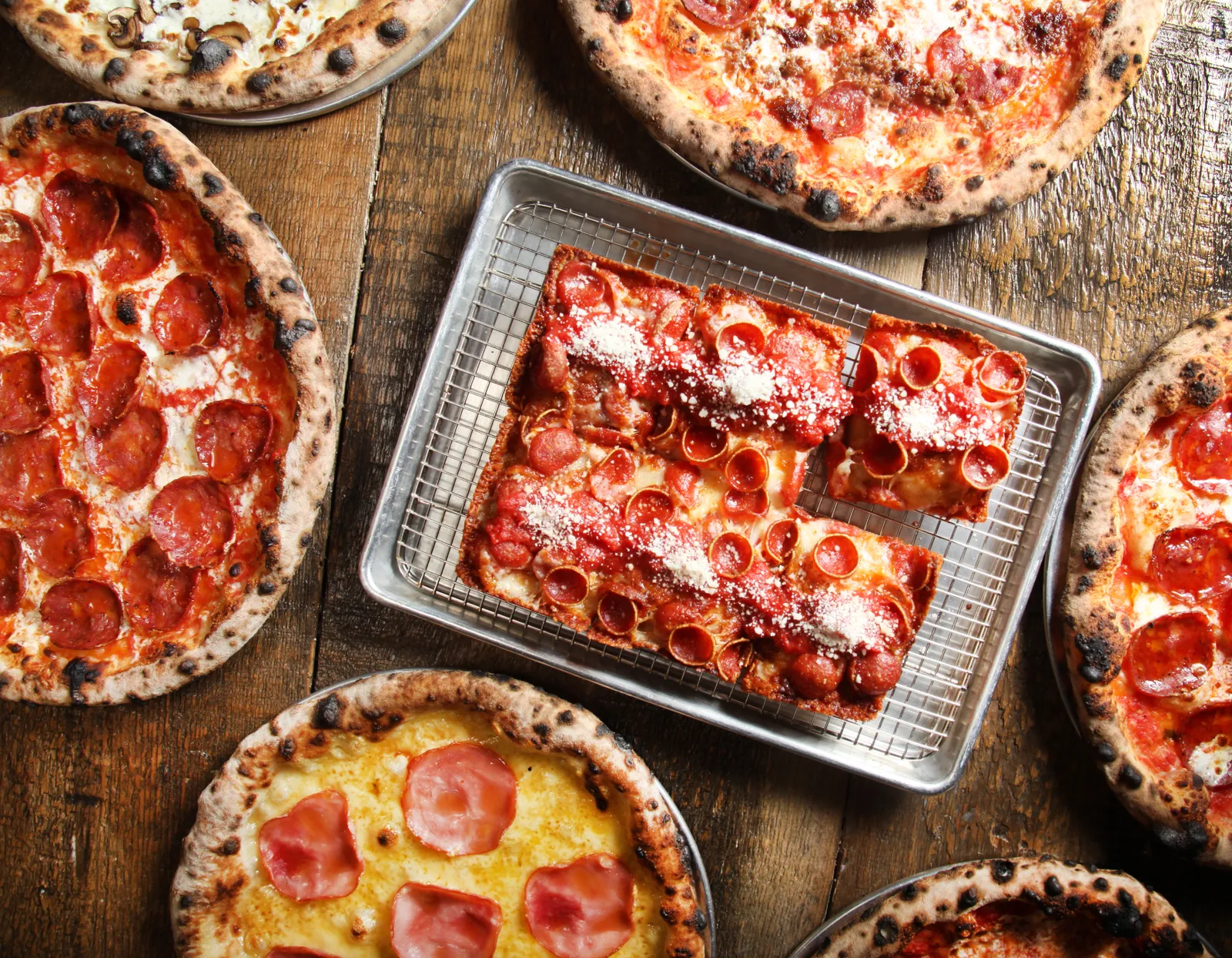 Las 16 Mejores Pizzerías en Chicago