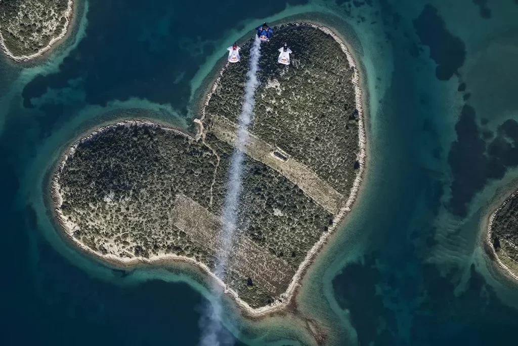 Isla descubierta con Google Earth