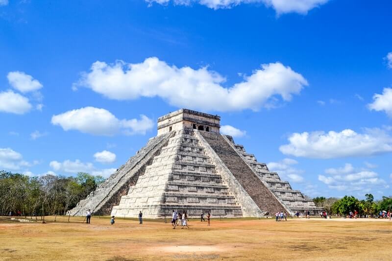 Chichen Itzá: Una Joya en el Corazón del Yucatán
