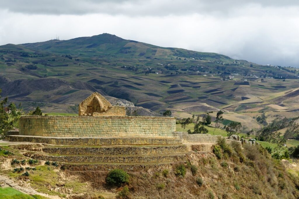 Un Encuentro Fatal entre Incas y Españoles