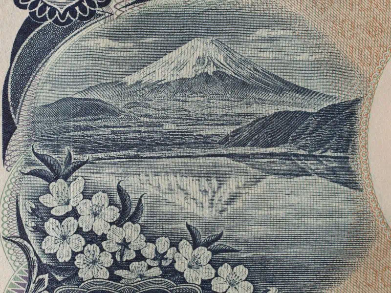 El lago Motosu y el monte Fuji aparecen en el billete de 1.000 yenes