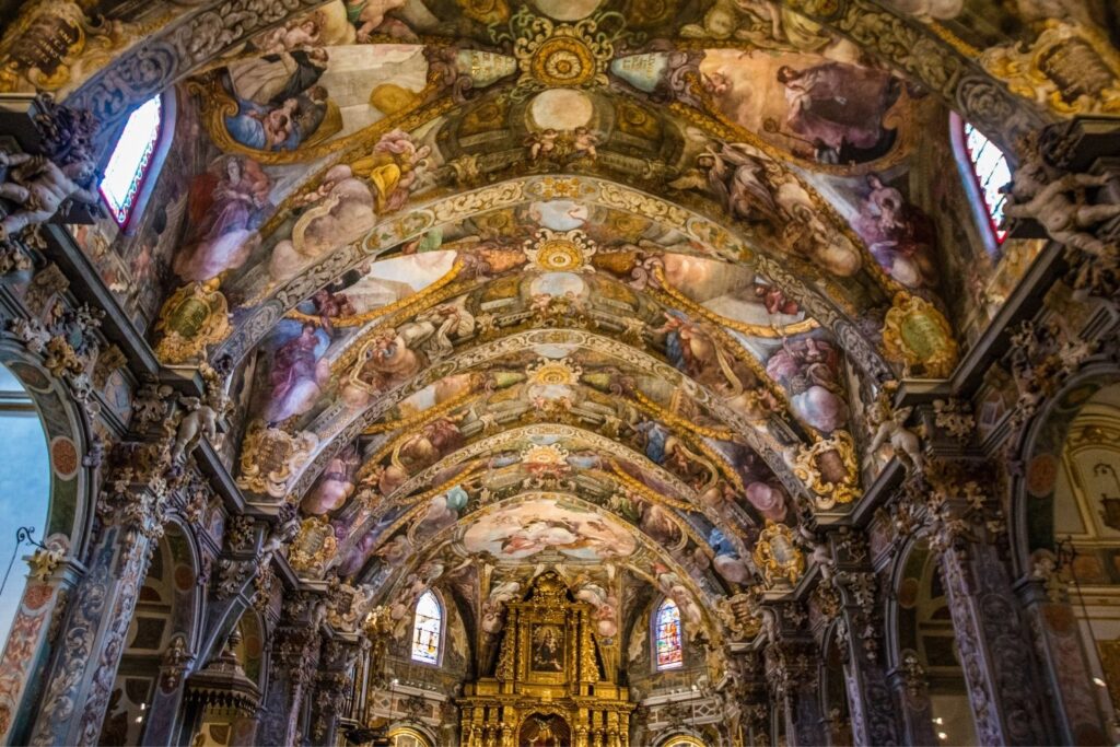 Explora los Museos Vaticanos