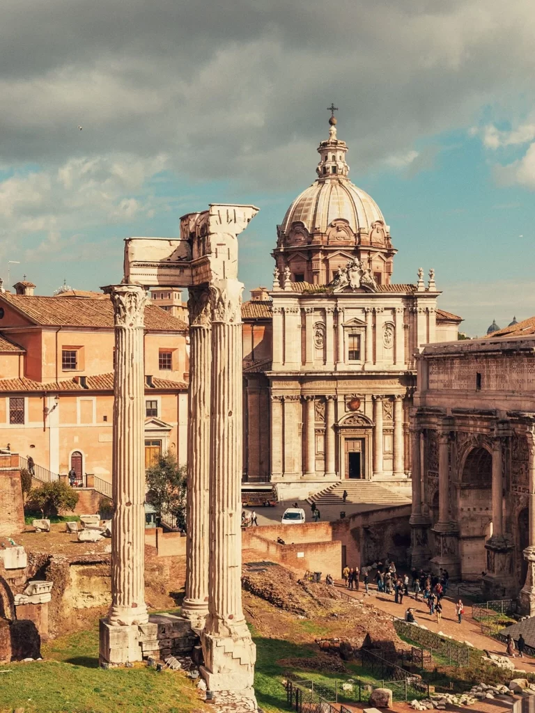 Explorar el Foro Romano y las Colinas Palatinas